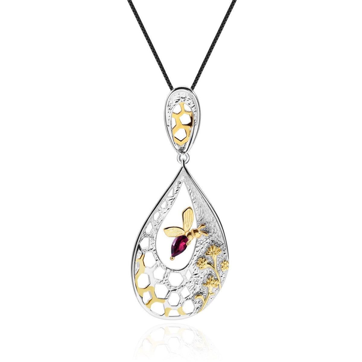 Close-up of the Natural Gemstone setting on this necklace