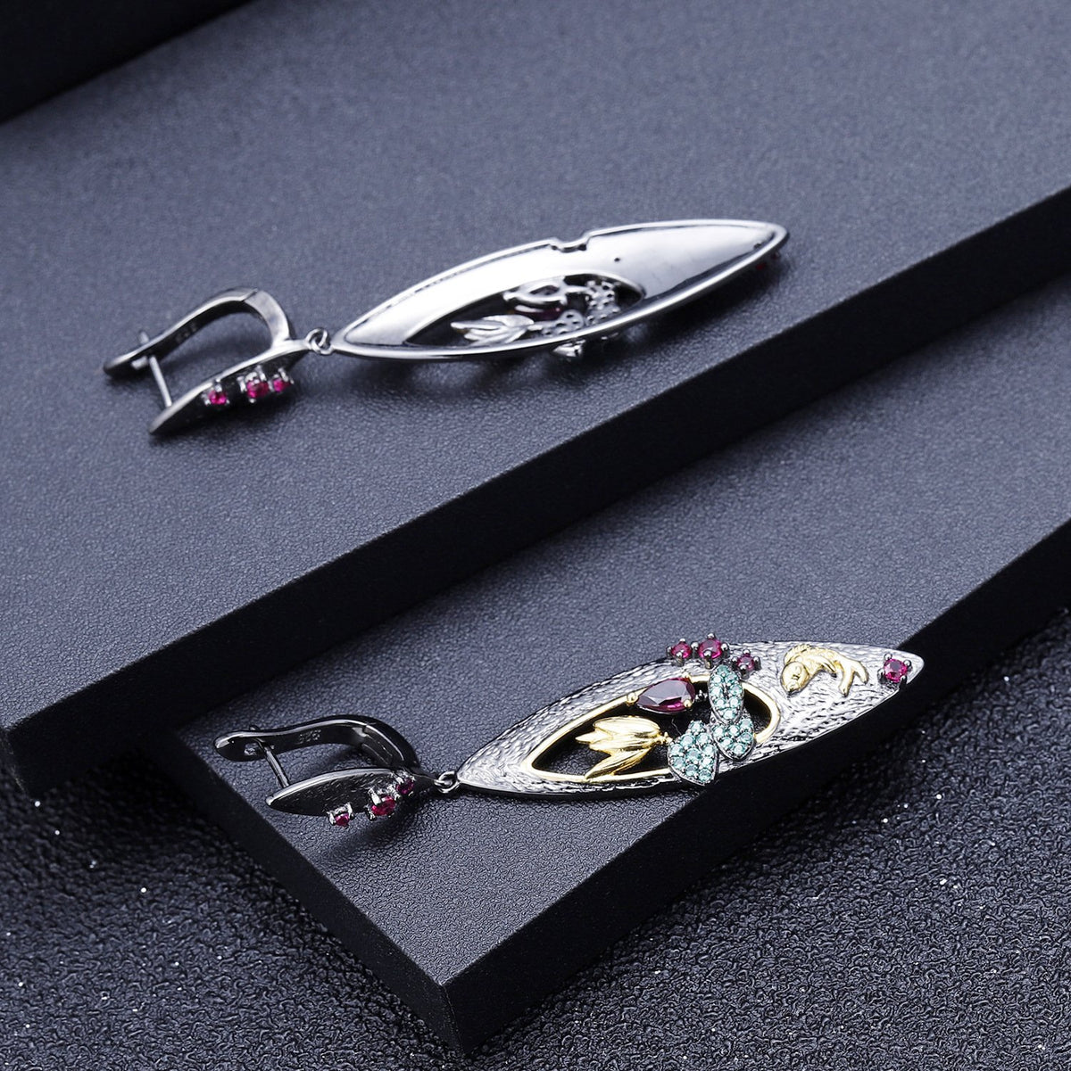 Close-up of the Rhodolite Garnet setting on these earrings