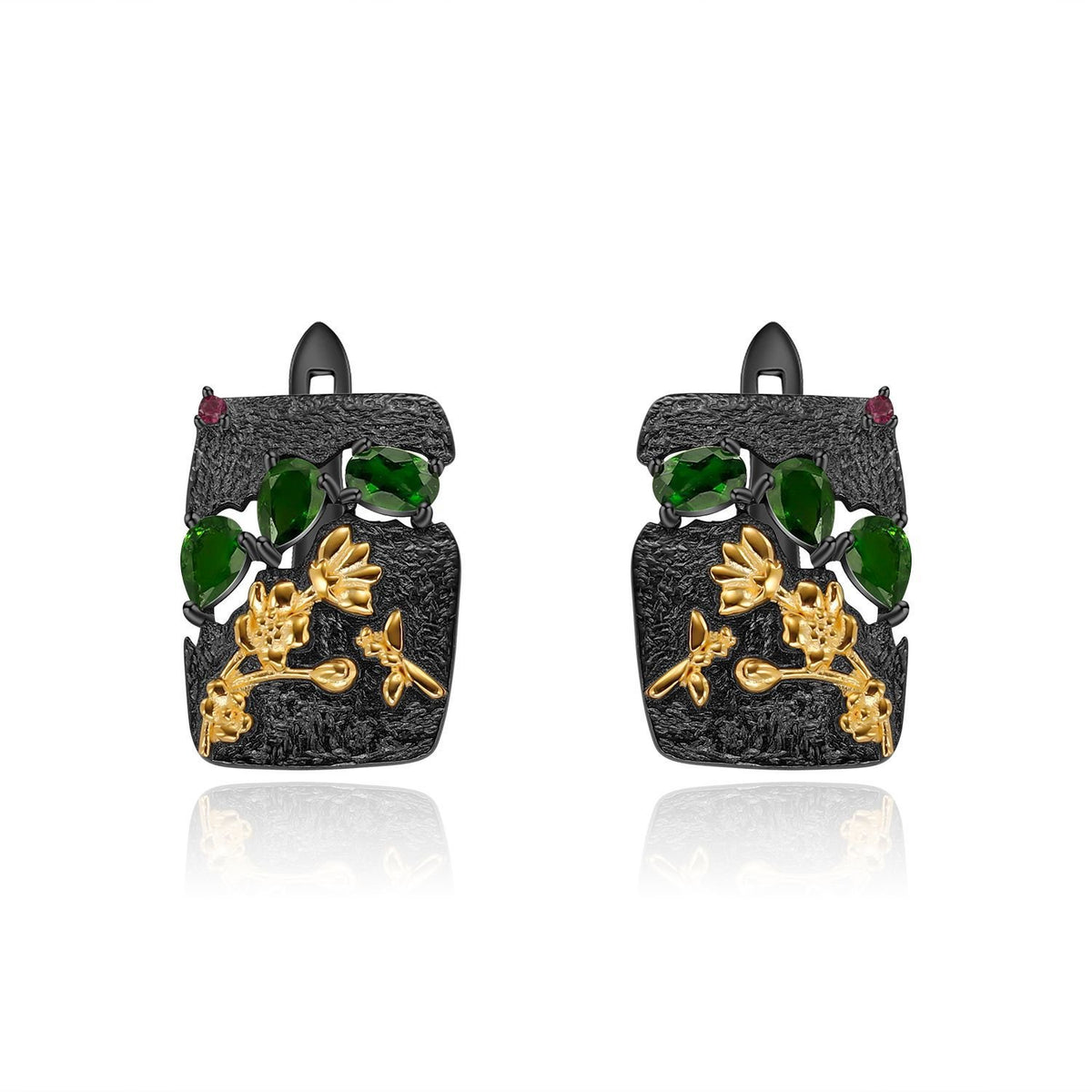 Close-up of the Rhodolite Garnet setting on these earrings
