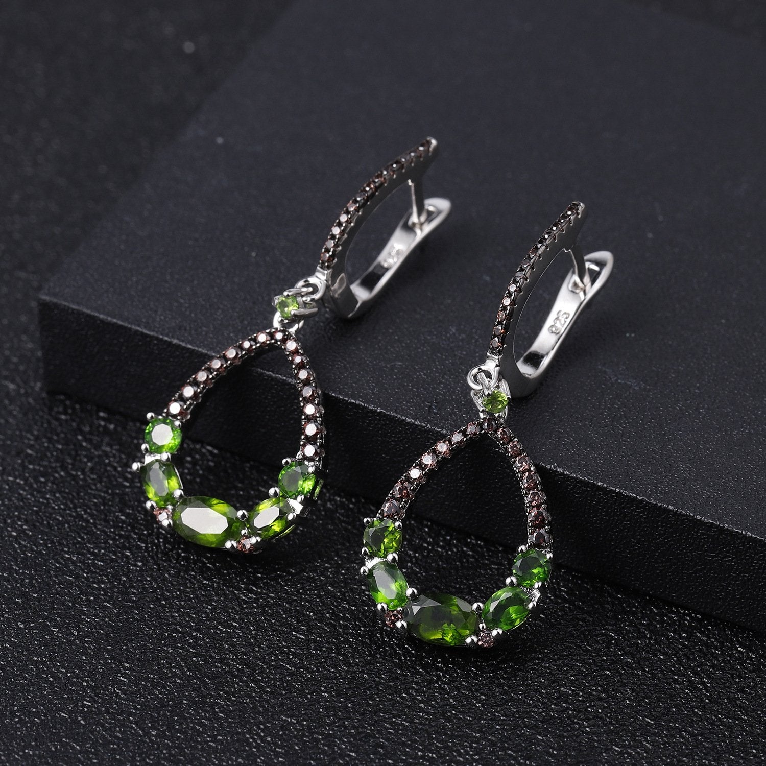 Side profile of the Garnet earrings