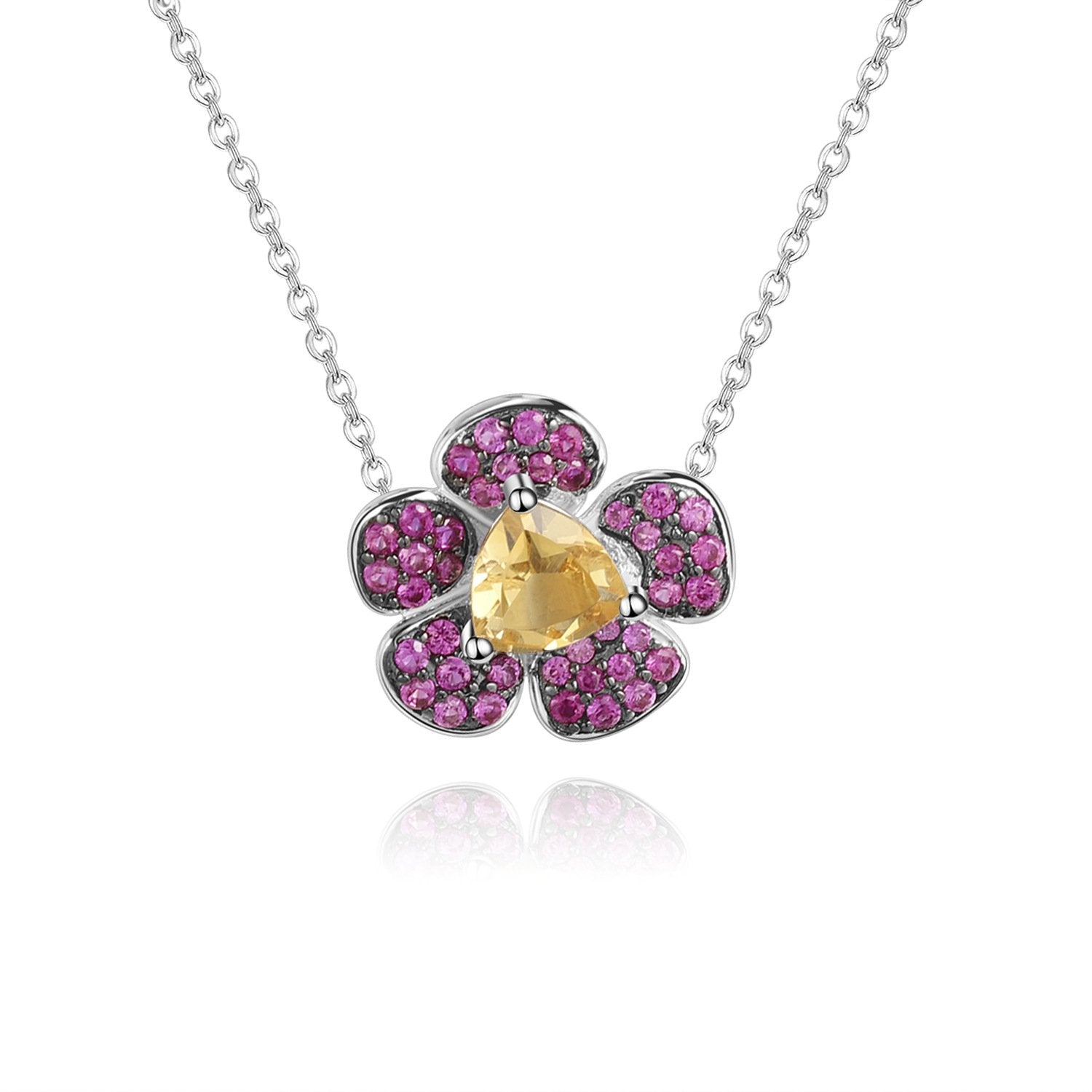 Close-up of the Amethyst setting on this necklace