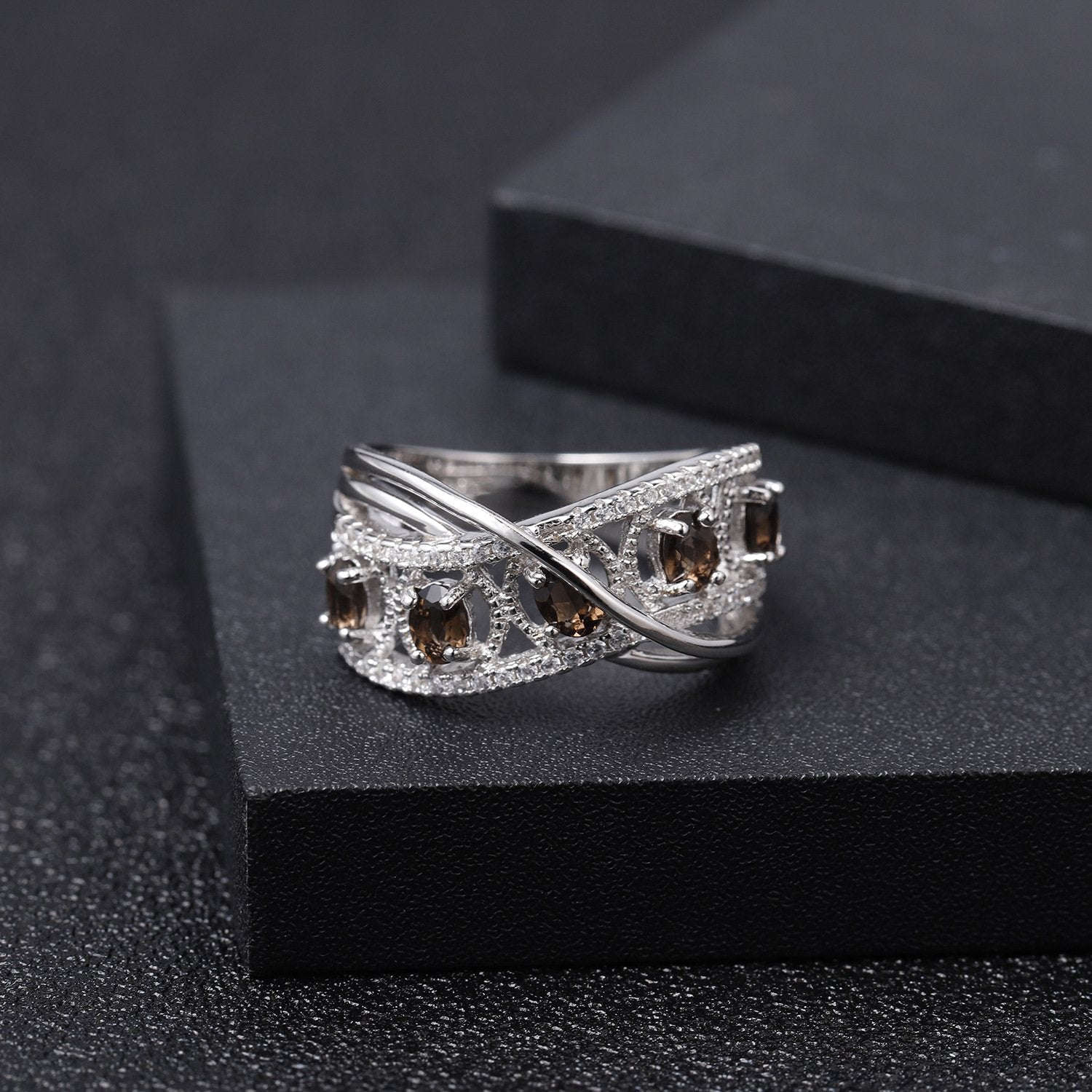 Close-up of the Amethyst setting on this ring