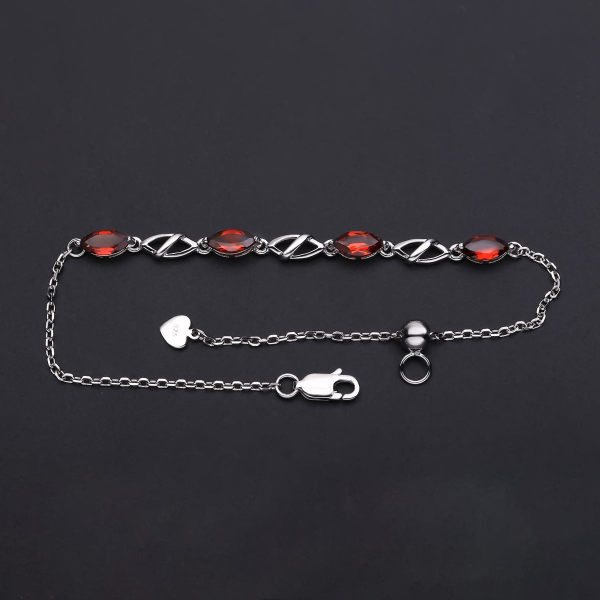 Topaz Luxury Bracelet 925 Sterling Silver (design detail close-up)