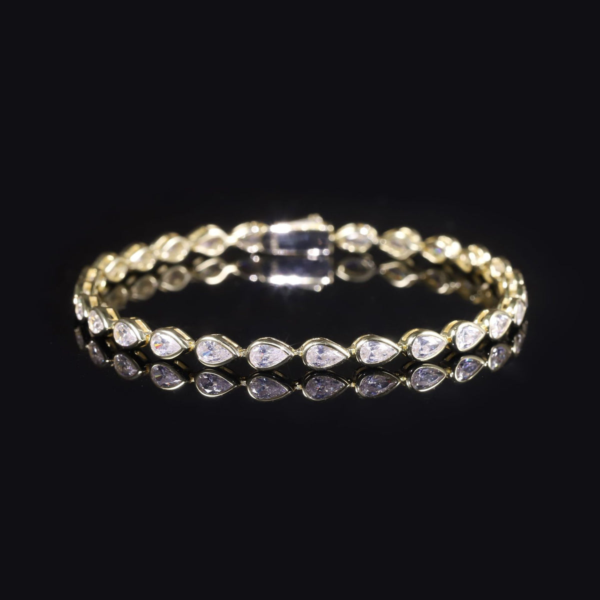 Back view of the 0.35ct Moissanite bracelet showing clasp and hallmark