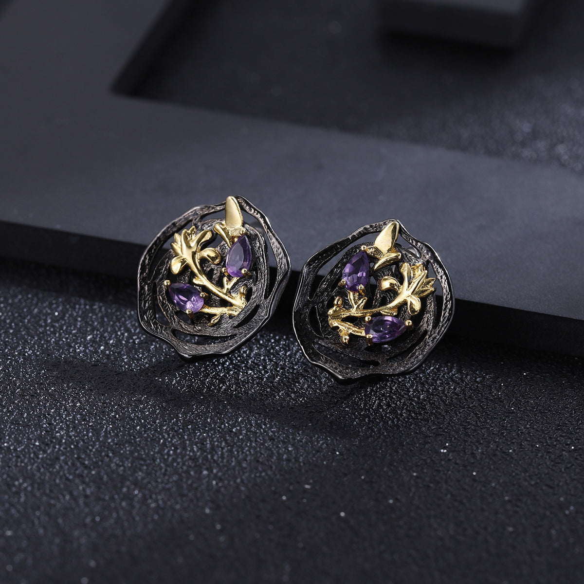 Rose Garnet Nature-Inspired Earrings 925 Sterling Silver (gemstone setting detail)
