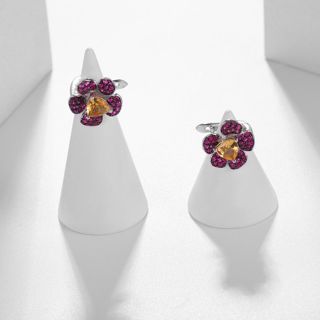 Citrine Floral Earrings 925 Sterling Silver (design detail close-up)