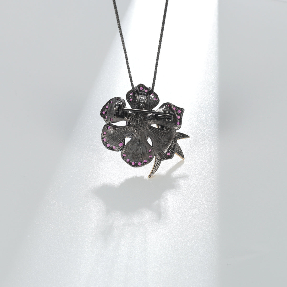 Amethyst Birds & Blossoms Brooch & Pendant 2-in-1 925 Sterling Silver (gemstone setting detail)