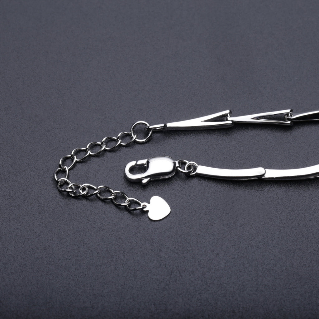 Garnet Designer Bracelet 925 Sterling Silver (wearing effect view)