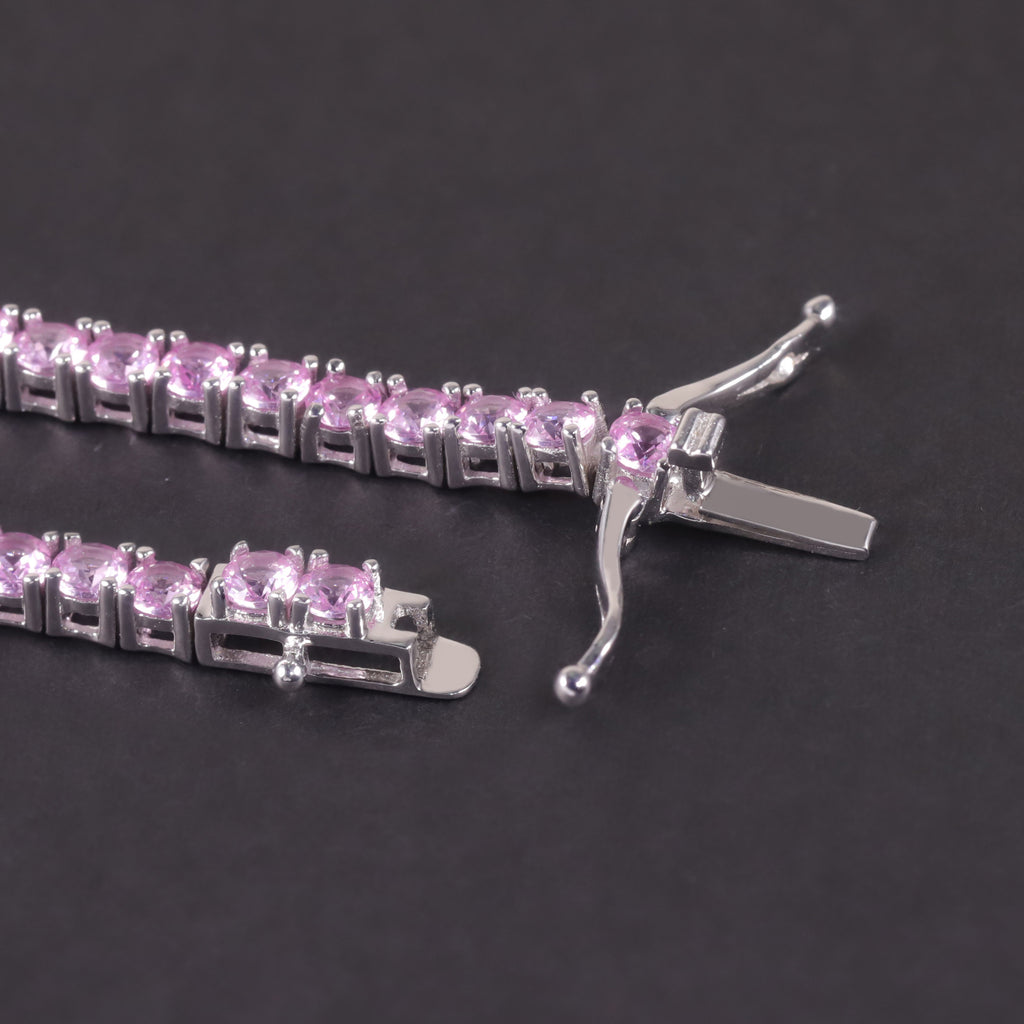 Lab-Grown Blue Sapphire 3/4/5mm Tennis Bracelet 925 Sterling Silver (gemstone setting detail)