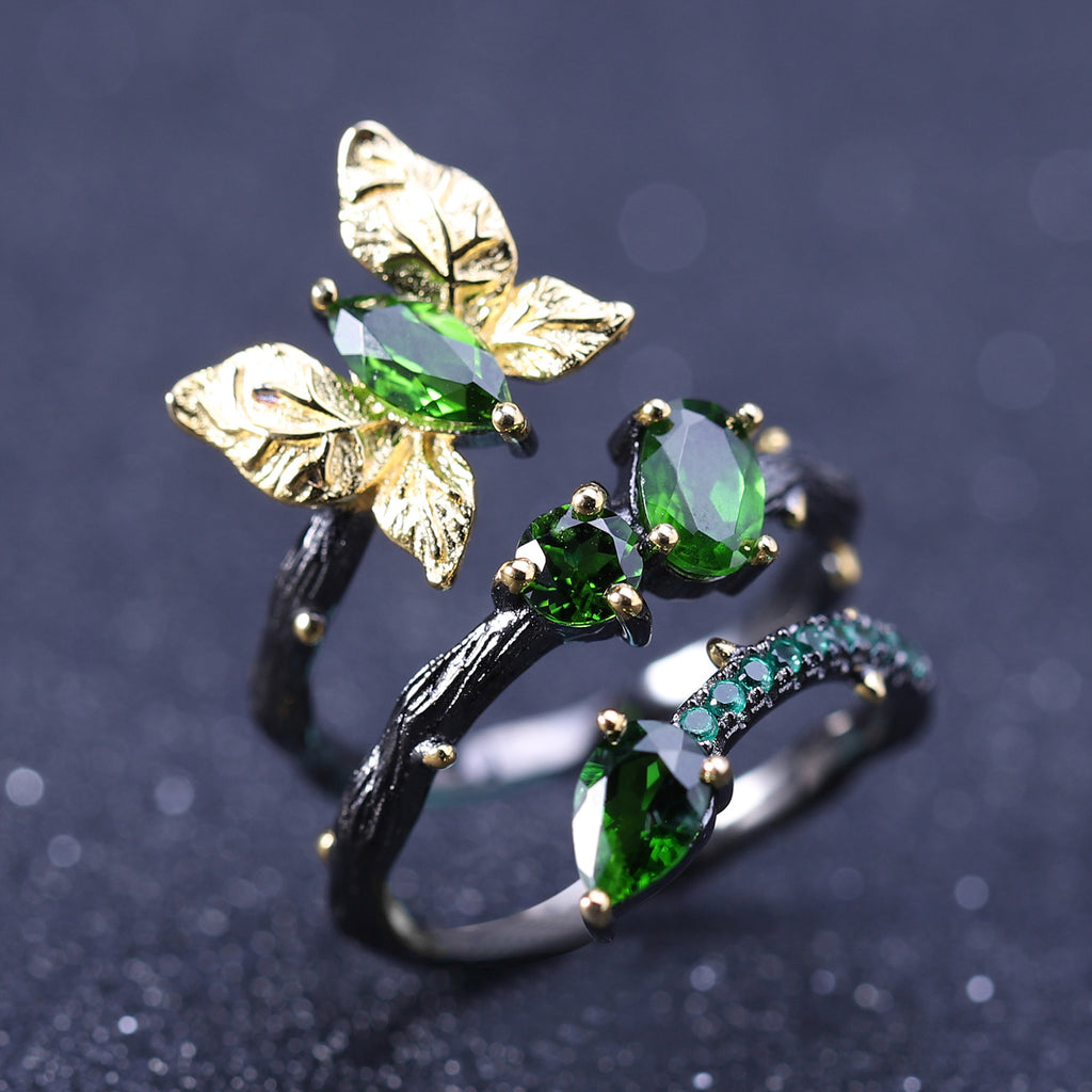 Diopside Butterfly Ring 925 Sterling Silver (design detail close-up)