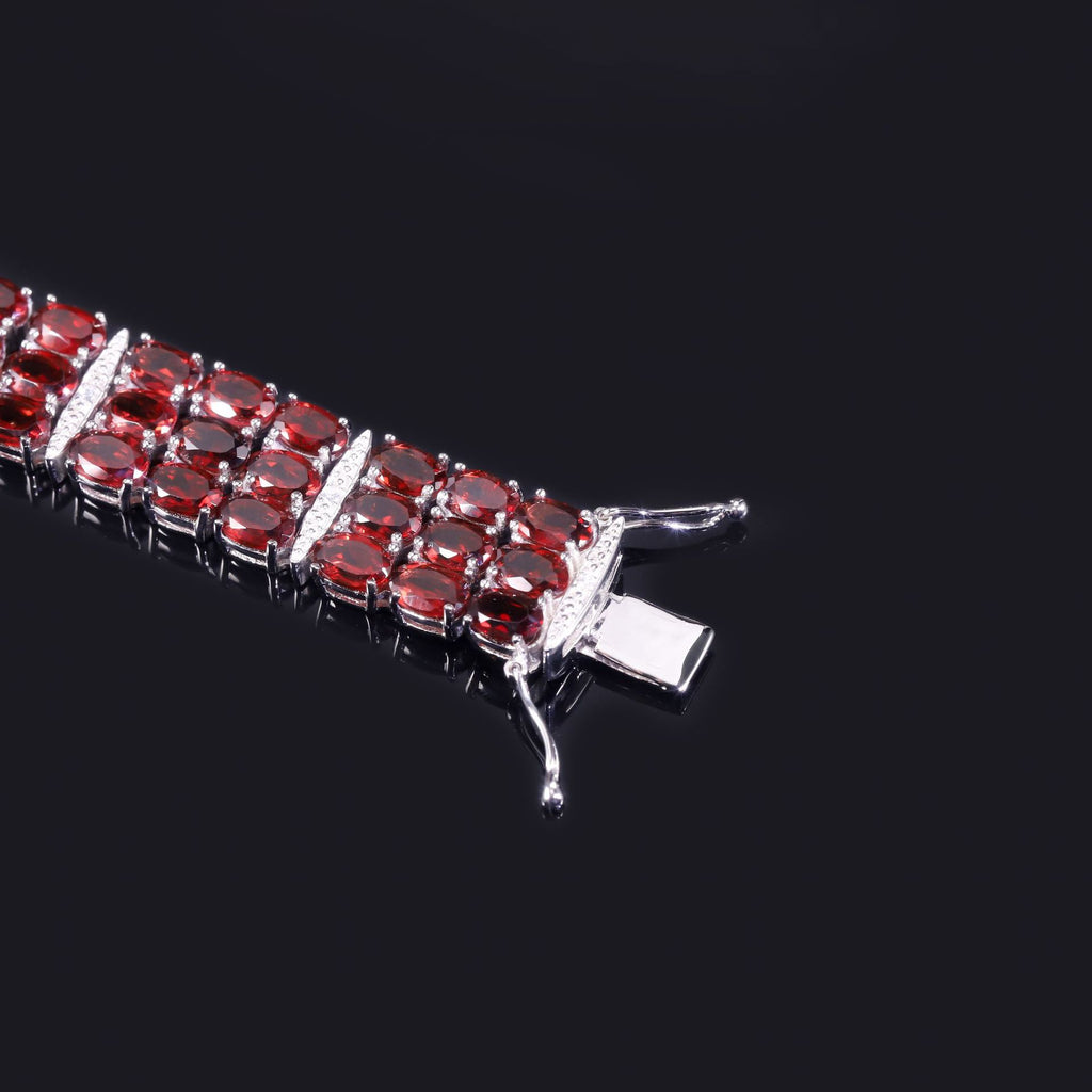 Garnet Three-Row Bracelet 925 Sterling Silver (gemstone setting detail)