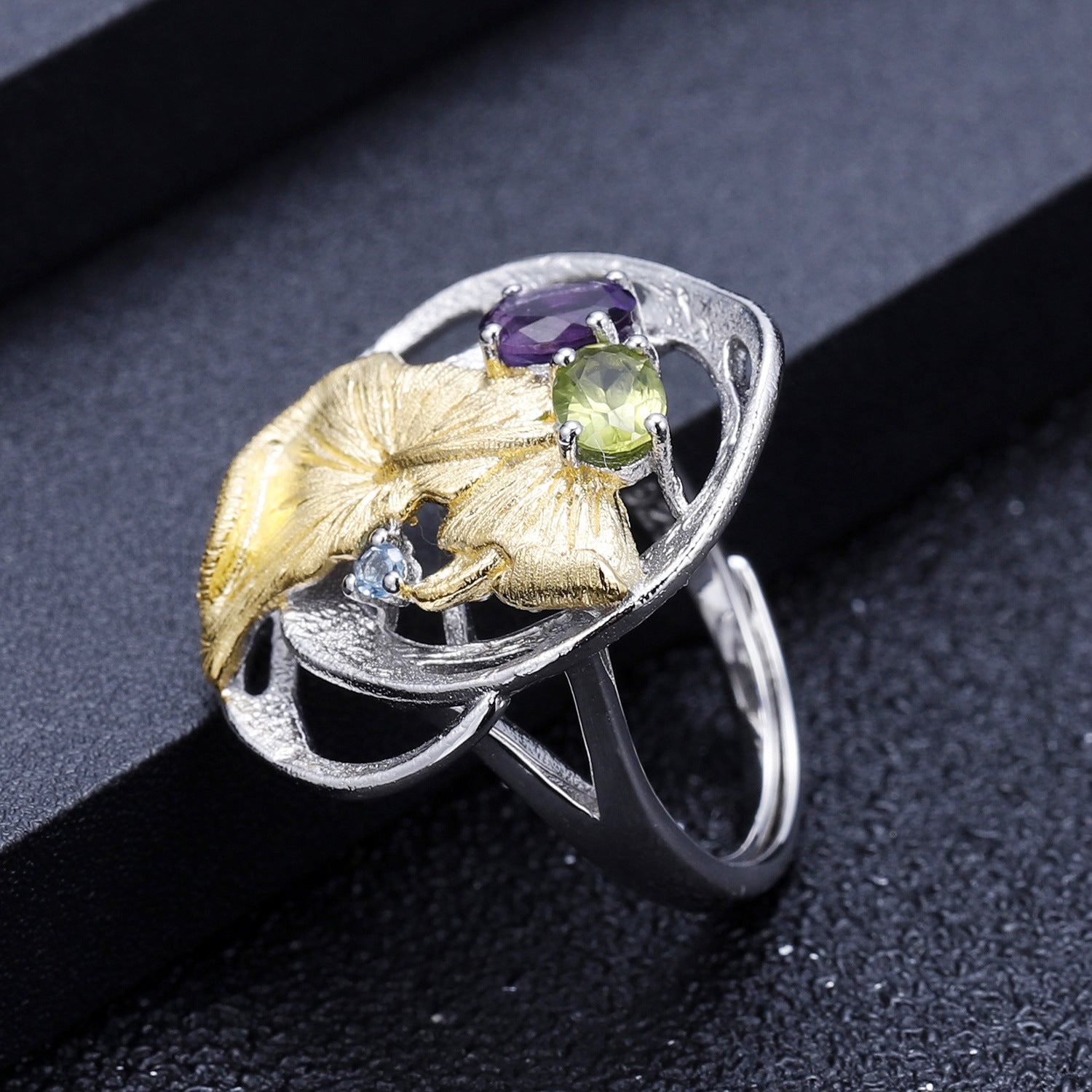 Multicolor Natural Gemstones Nature-Inspired Adjustable Ring 925 Sterling Silver (gemstone setting detail)