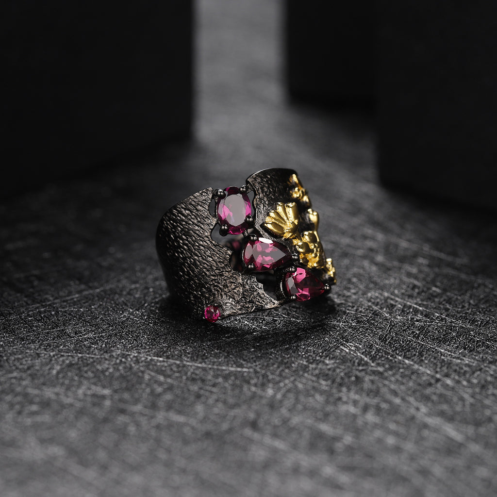 Rose Garnet Floral Ring 925 Sterling Silver (gemstone setting detail)