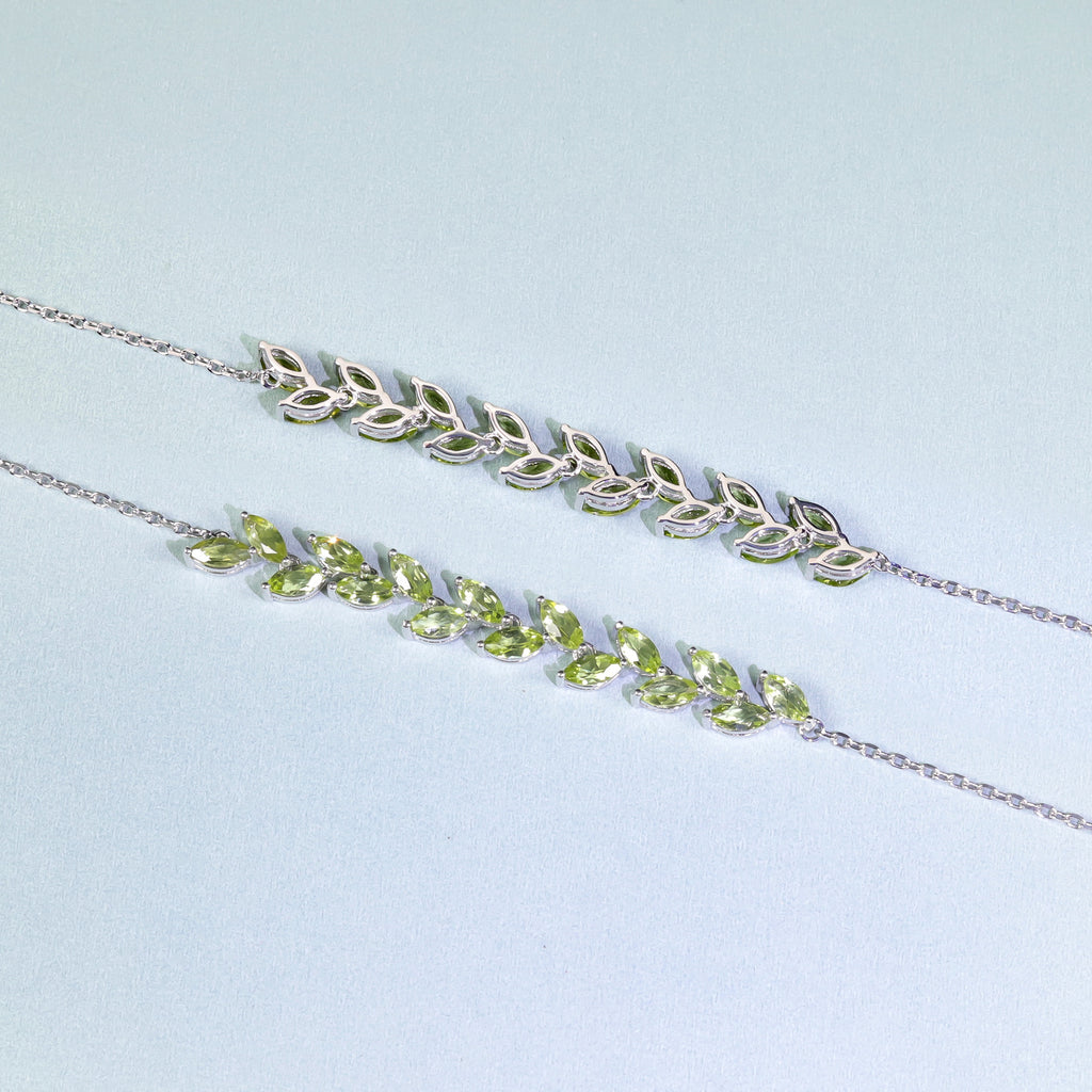 Peridot Willow Bracelet 925 Sterling Silver (design detail close-up)
