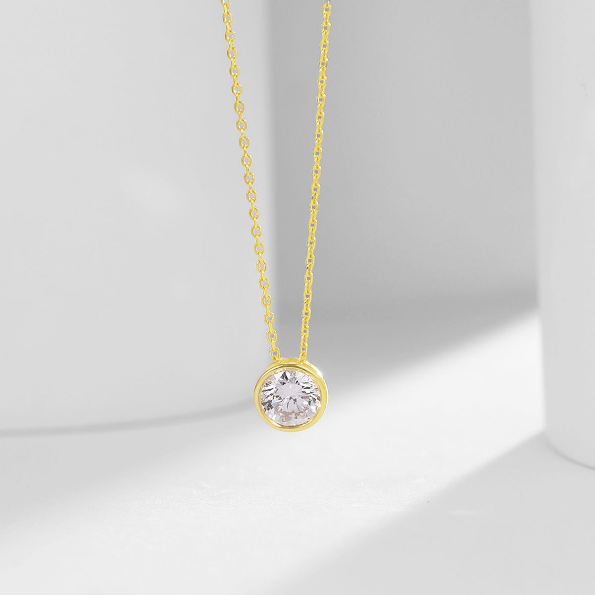 0.5ct Lab-Grown Diamond Bubble Necklace 14K Gold - Scene