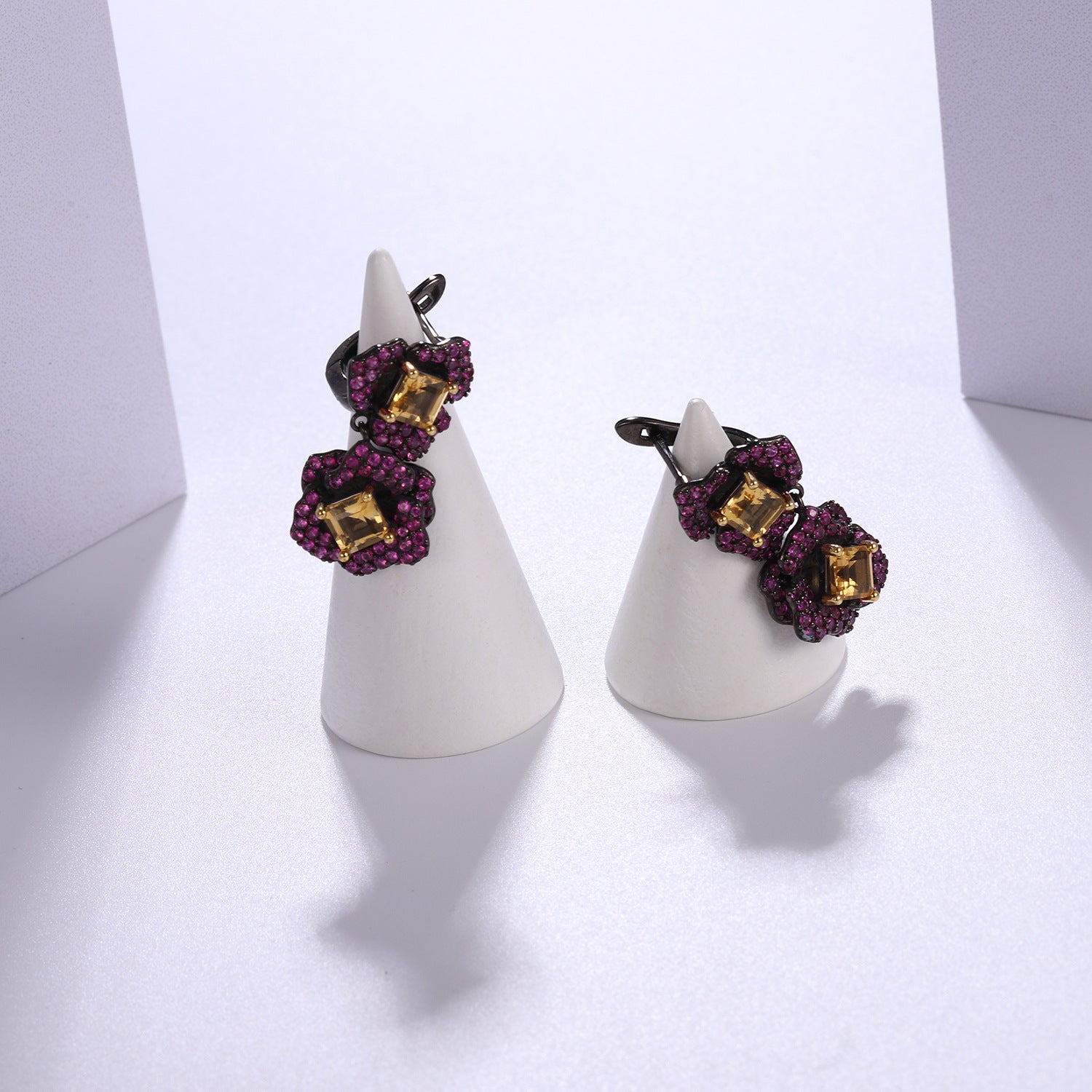 Amethyst Floral Earrings 925 Sterling Silver (design detail close-up)