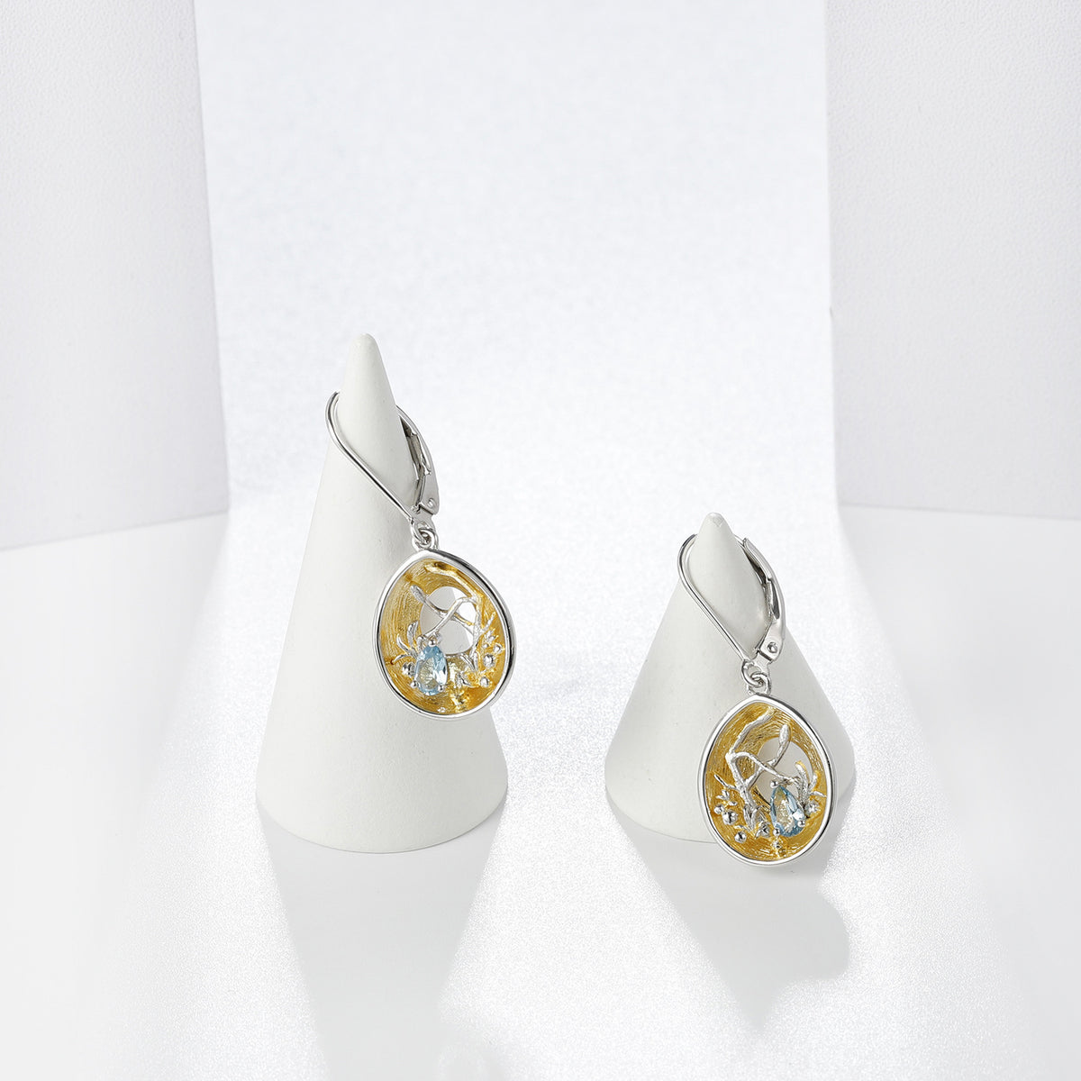 Topaz Nature-Inspired Earrings 925 Sterling Silver (design detail close-up)