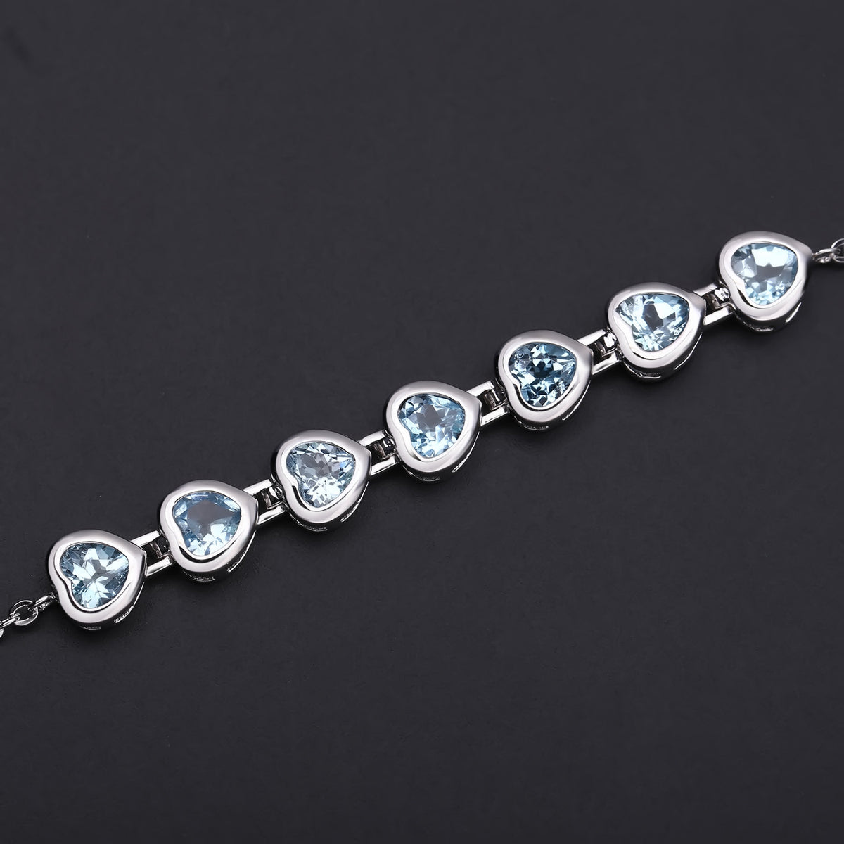 Topaz Heart-Shaped Bracelet 925 Sterling Silver (wearing effect view)