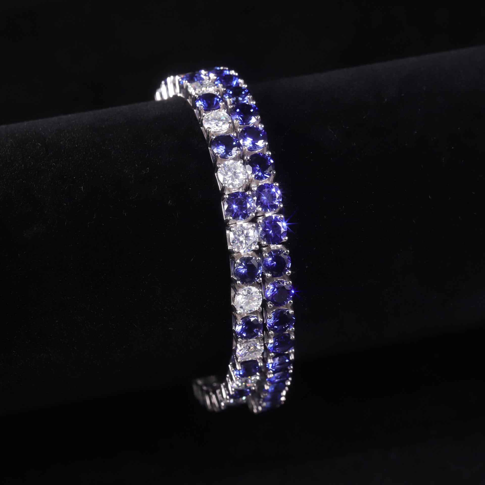 Lab-Grown Blue Sapphire 3/4/5mm Tennis Bracelet 925 Sterling Silver (side profile view)