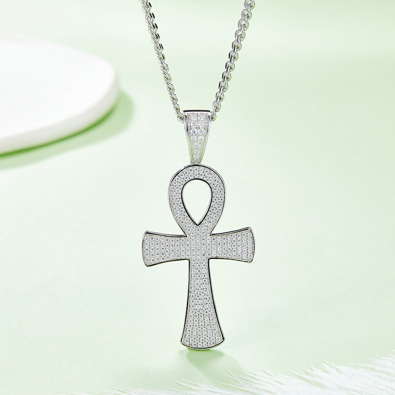 Side profile of the 4mm Moissanite necklace