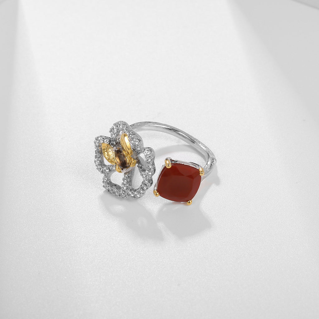 Citrine Butterfly Adjustable Ring 925 Sterling Silver (gemstone setting detail)