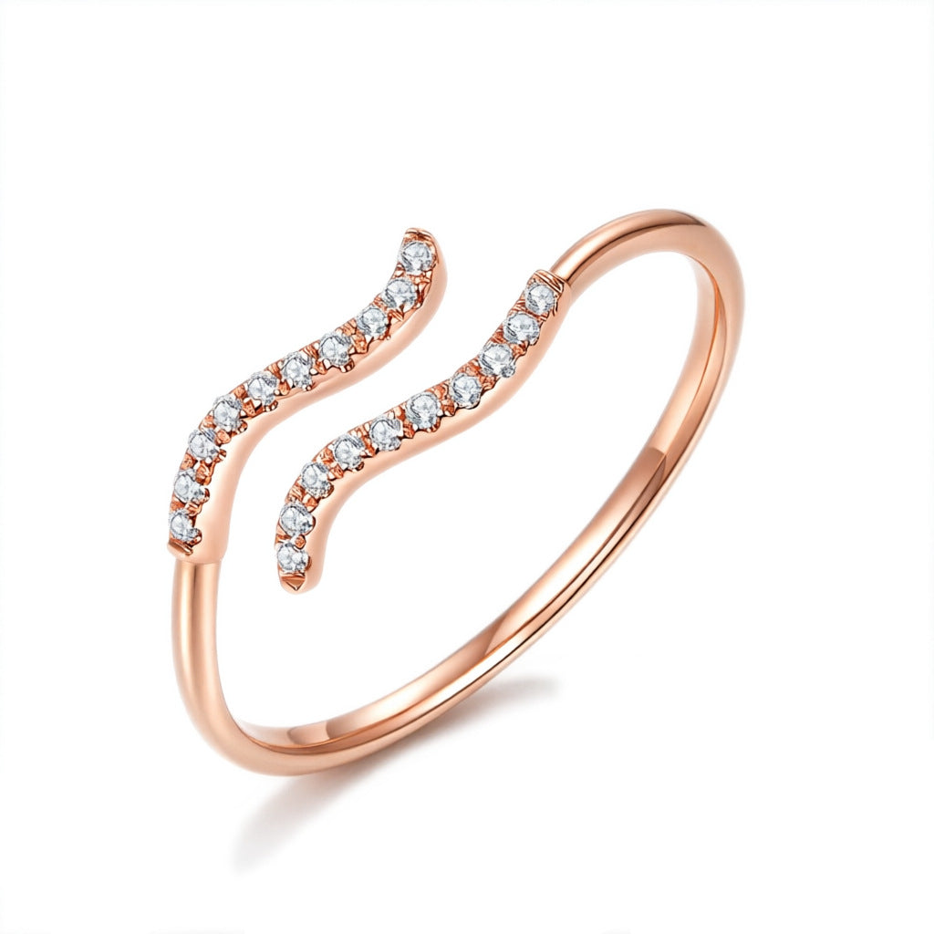 Side profile of the 2ct Moissanite ring