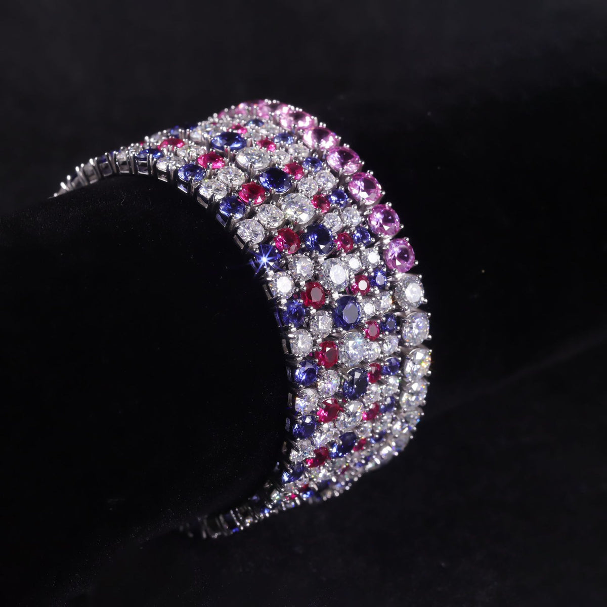 Blue Sapphire 3/4/5mm Tennis Bracelet 925 Sterling Silver (gemstone setting detail)
