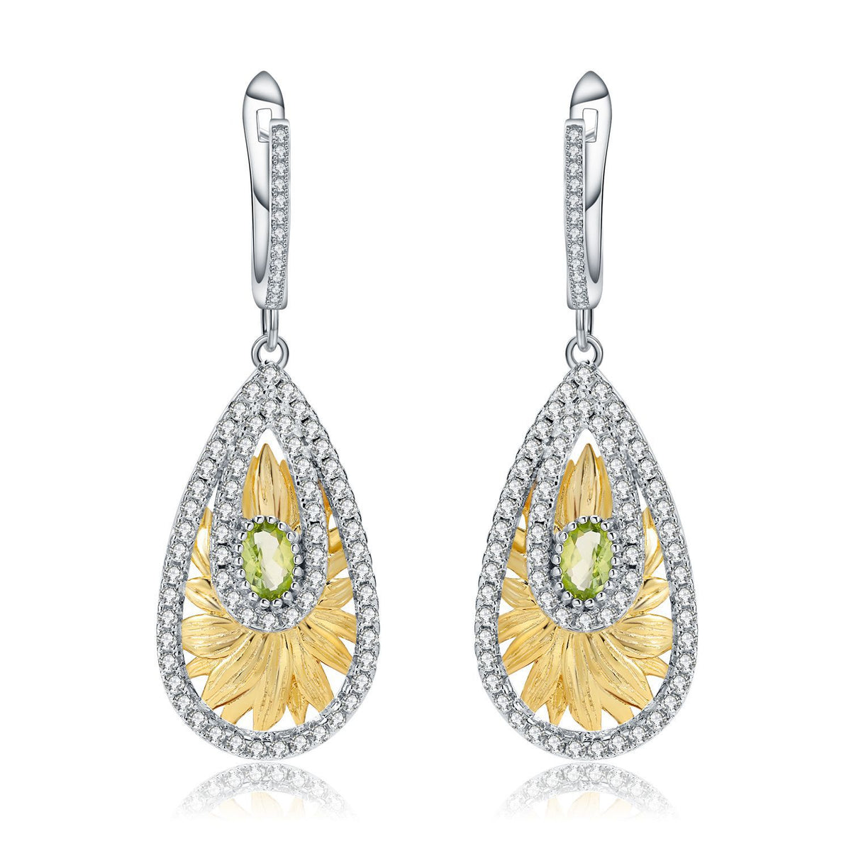 Peridot Nature-Inspired Earrings 925 Sterling Silver (wearing effect view)