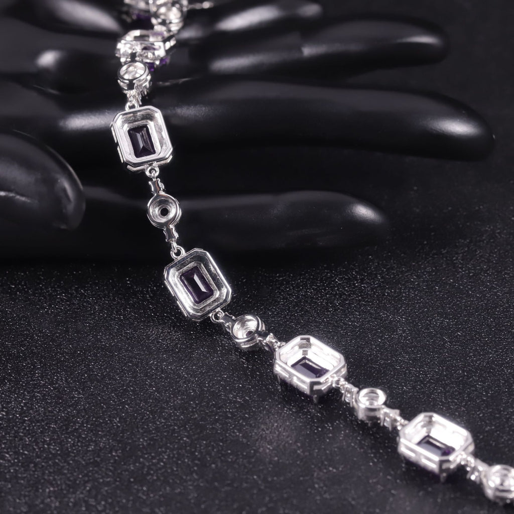 Amethyst Designer Bracelet 925 Sterling Silver (gemstone setting detail)